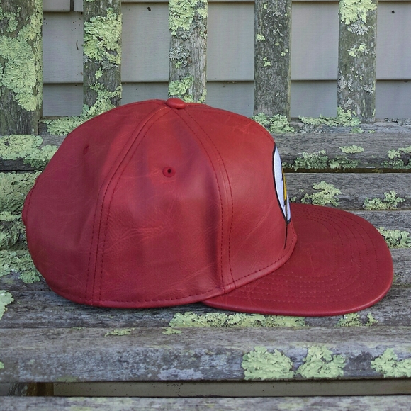 NWT Bioworld Red Faux Leather The Flash Cap Hat OS - Picture 3 of 9